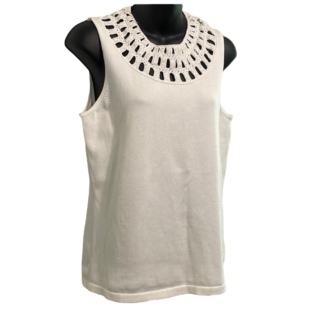 JONES NEW YORK COUNTRY sleeveless white top with crochet neckline, Medium, EUC